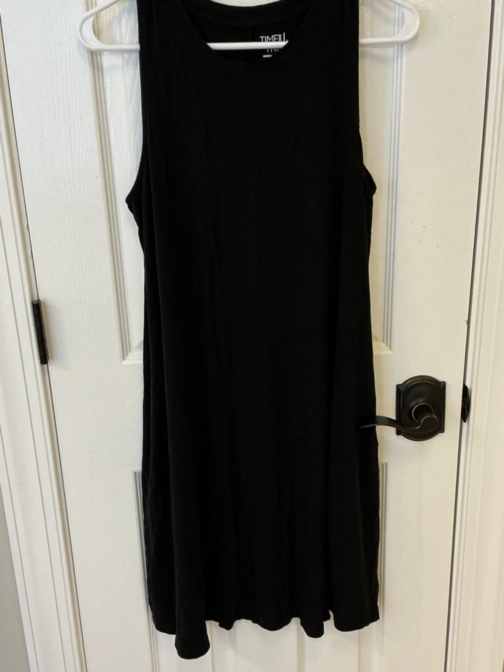 Time and Tru Black Sleeveless Midi Dress